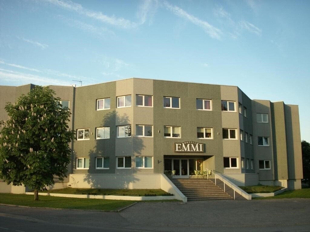 Панорама Emmi 3*