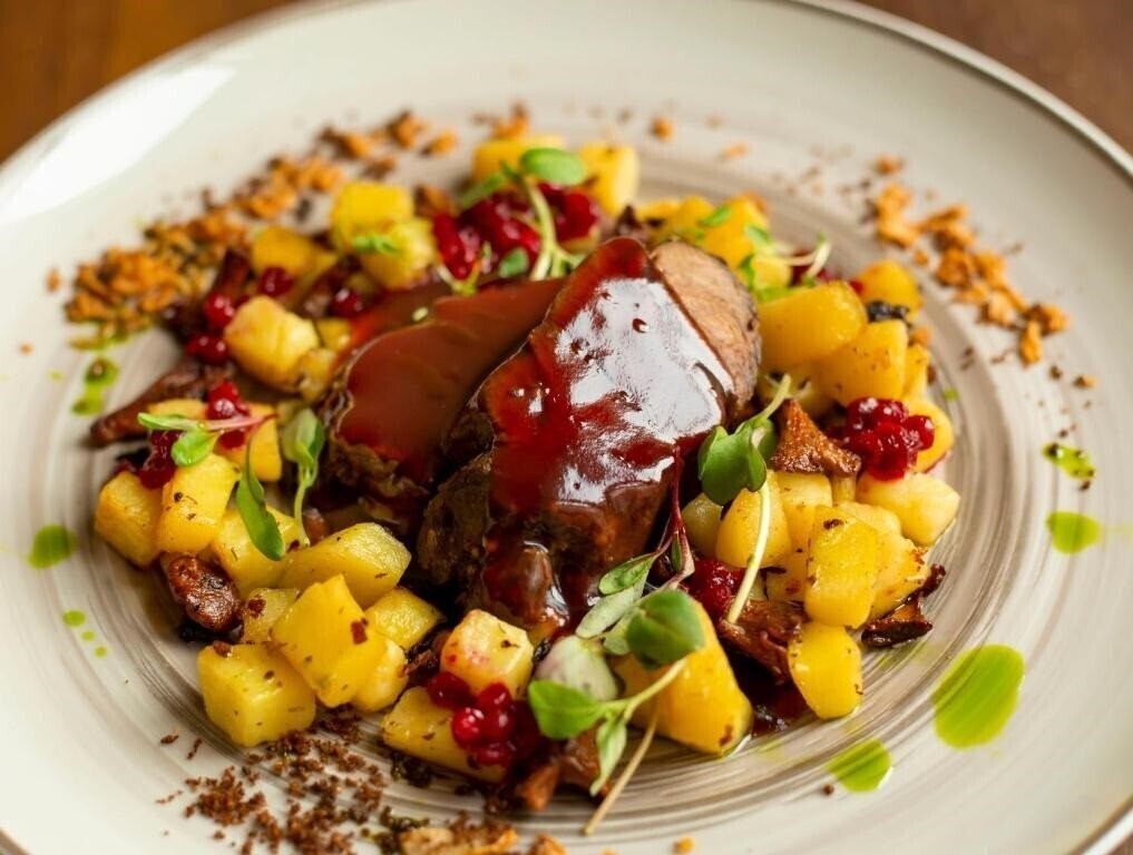 Апартаменти Meriton Old Town 2*