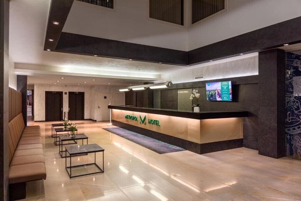 Панорама Metropol 3*