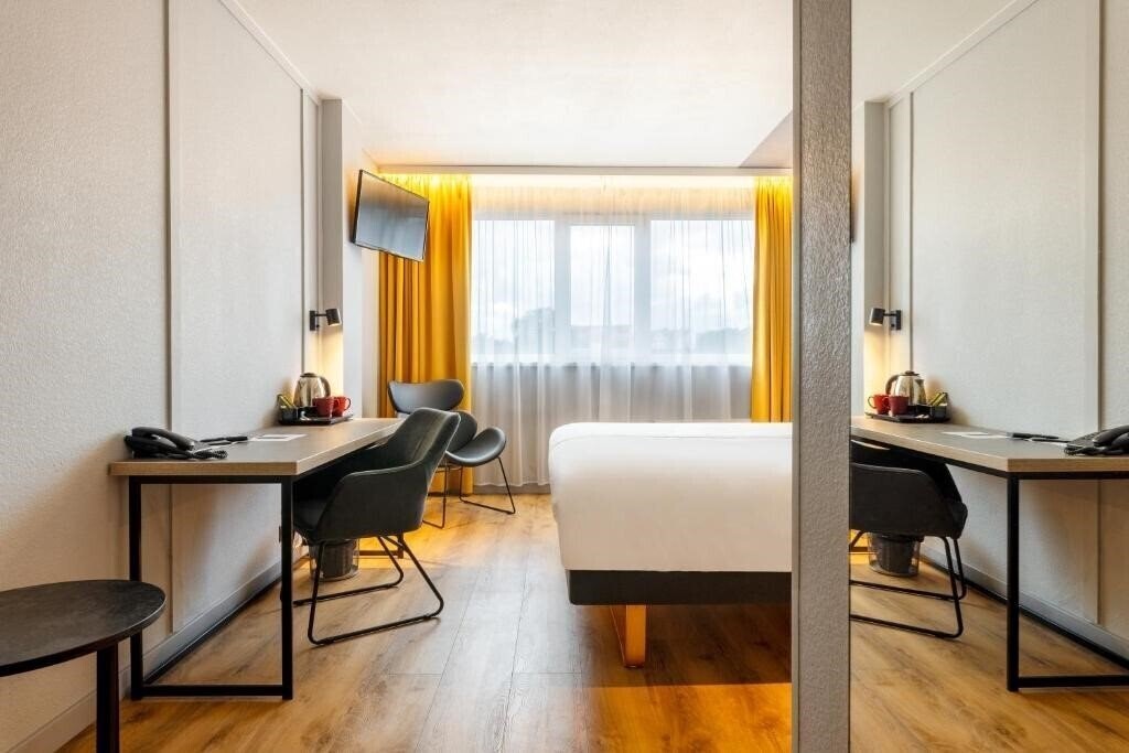 Отель Metropol 3*