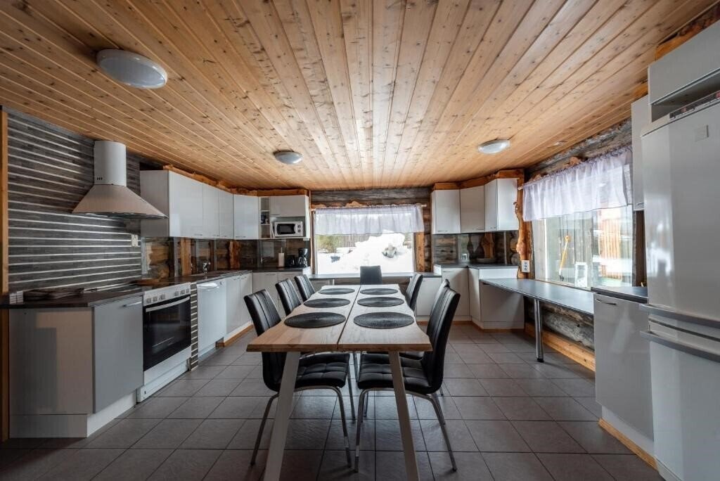 Фотография Arctic River Resort (ex. Arctic River Resort Chalet) 4*