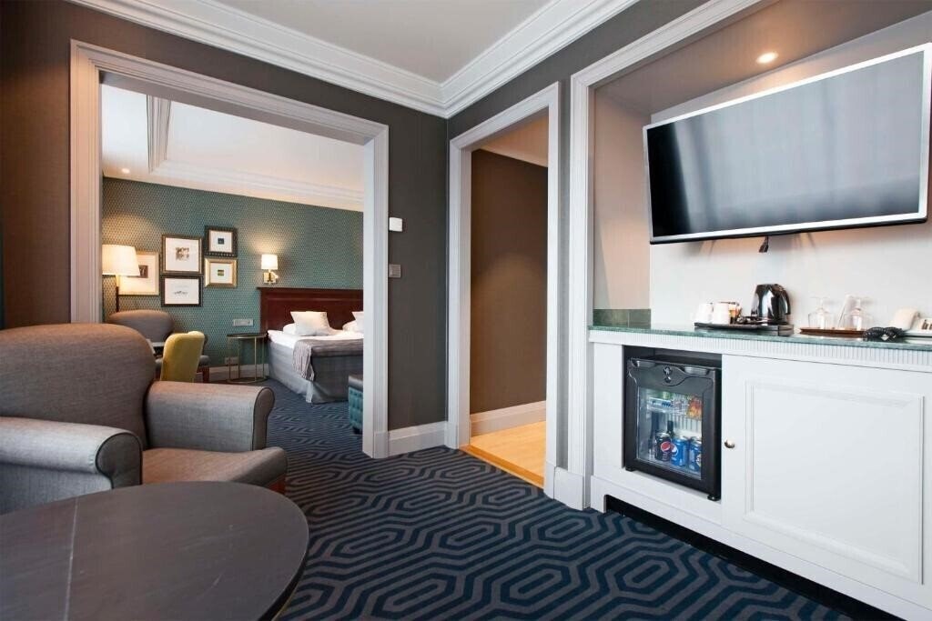 Территория Scandic Park Helsinki 4*