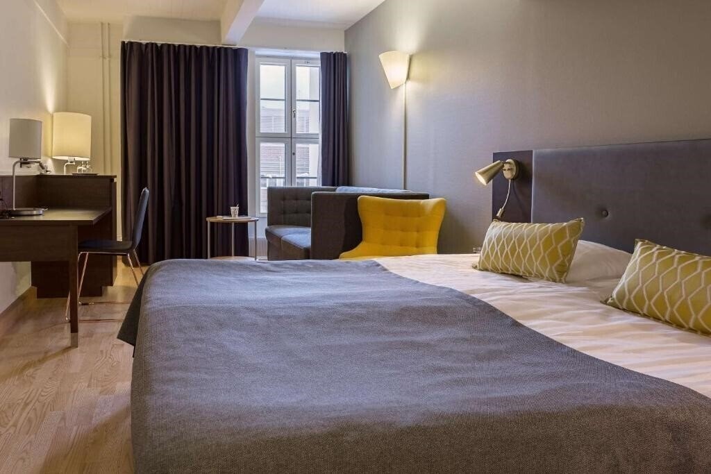 Территория Scandic Grand Marina 4*