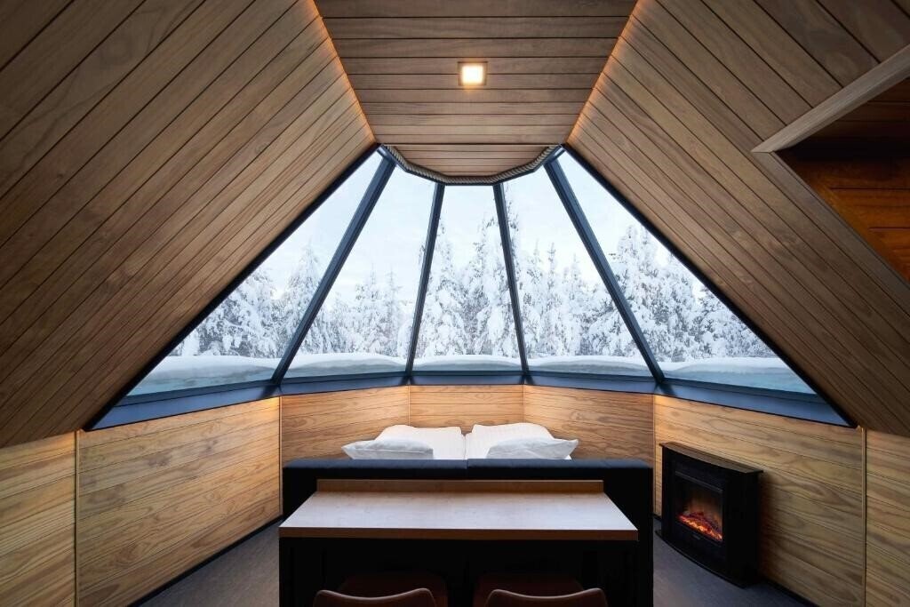Отель Northern Lights Village Levi 4*