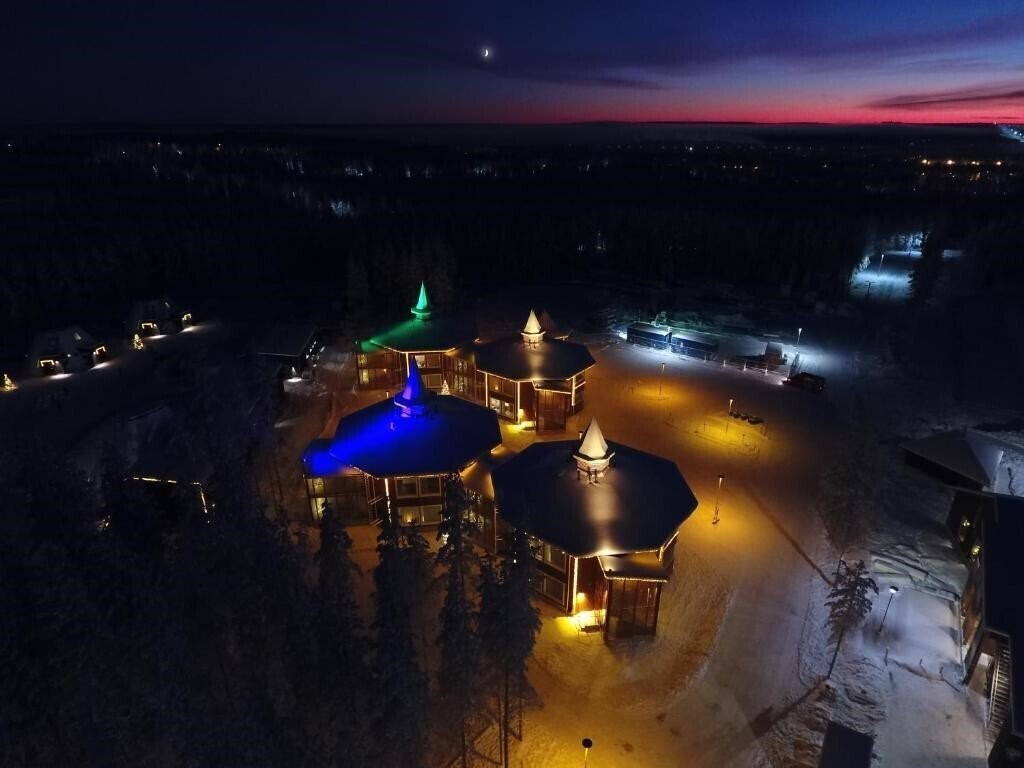 Зображення Santa Claus Holiday Village 4*