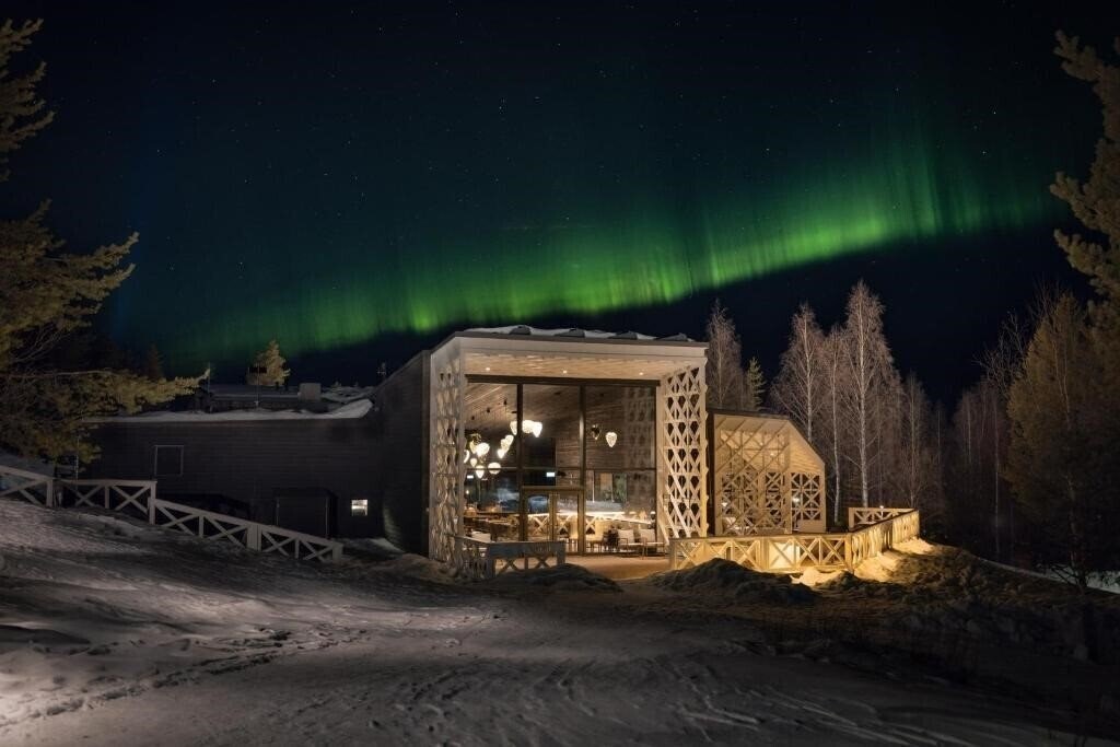 Панорама Arctic Treehouse Hotel 4*