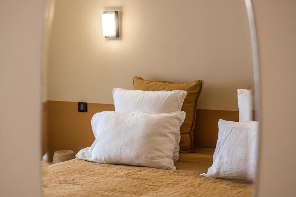 Вид Maison Volver 4*