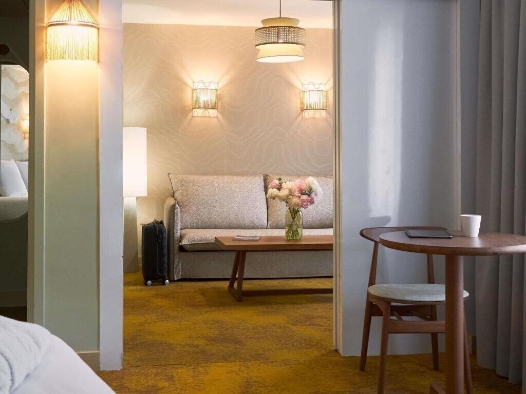 Панорама Mercure Pont D'avignon Centre 4*
