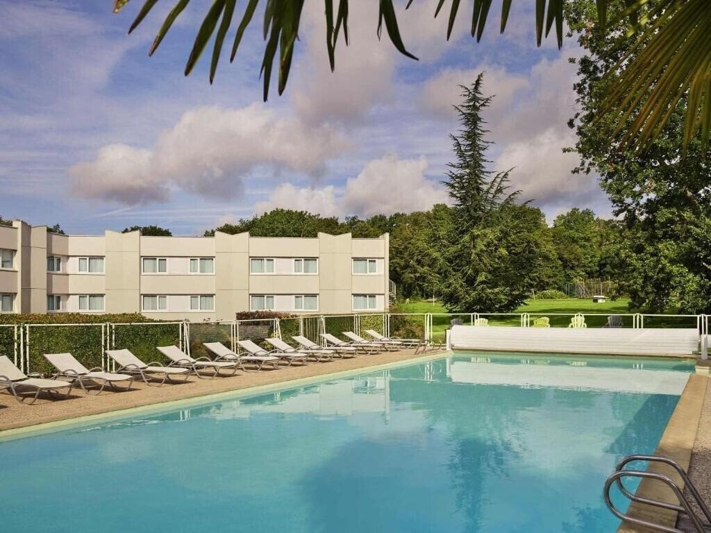 Фотография Novotel Fontainebleau Ury 4*