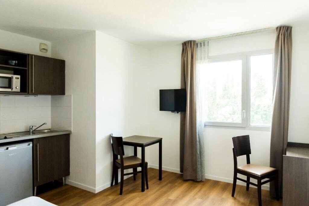 Панорама Appart Hotel Paris Quai de Marne 3*