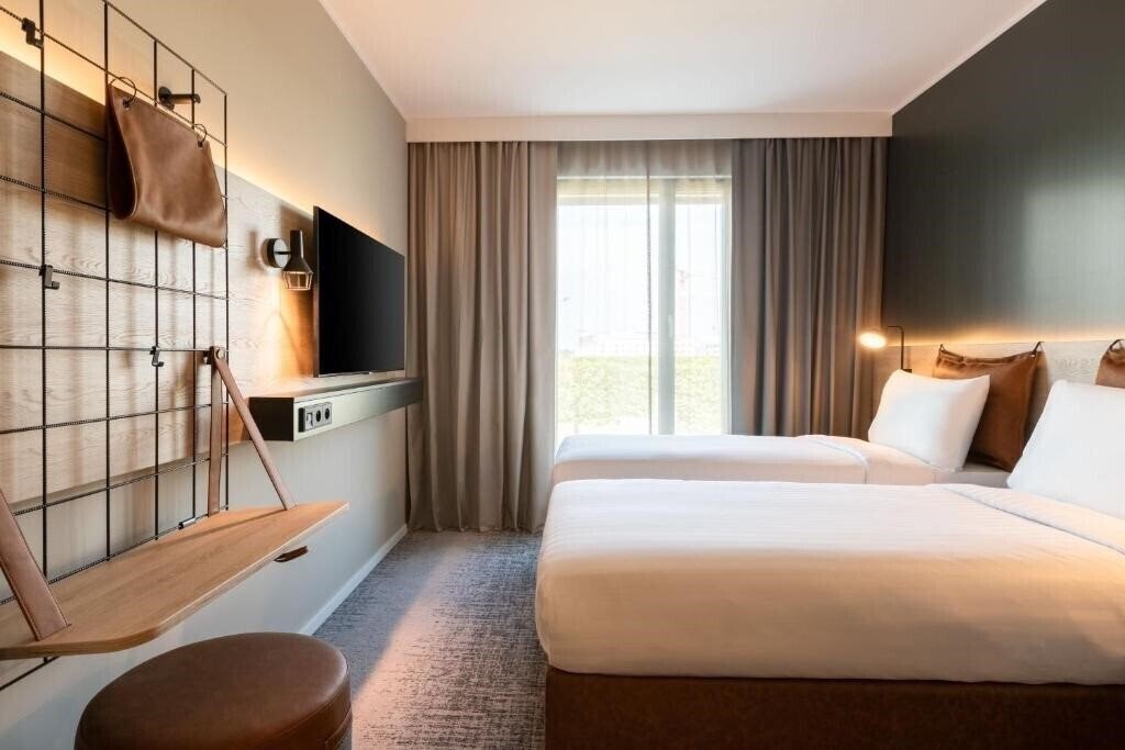 Панорама Moxy Paris Val d'Europe 3*