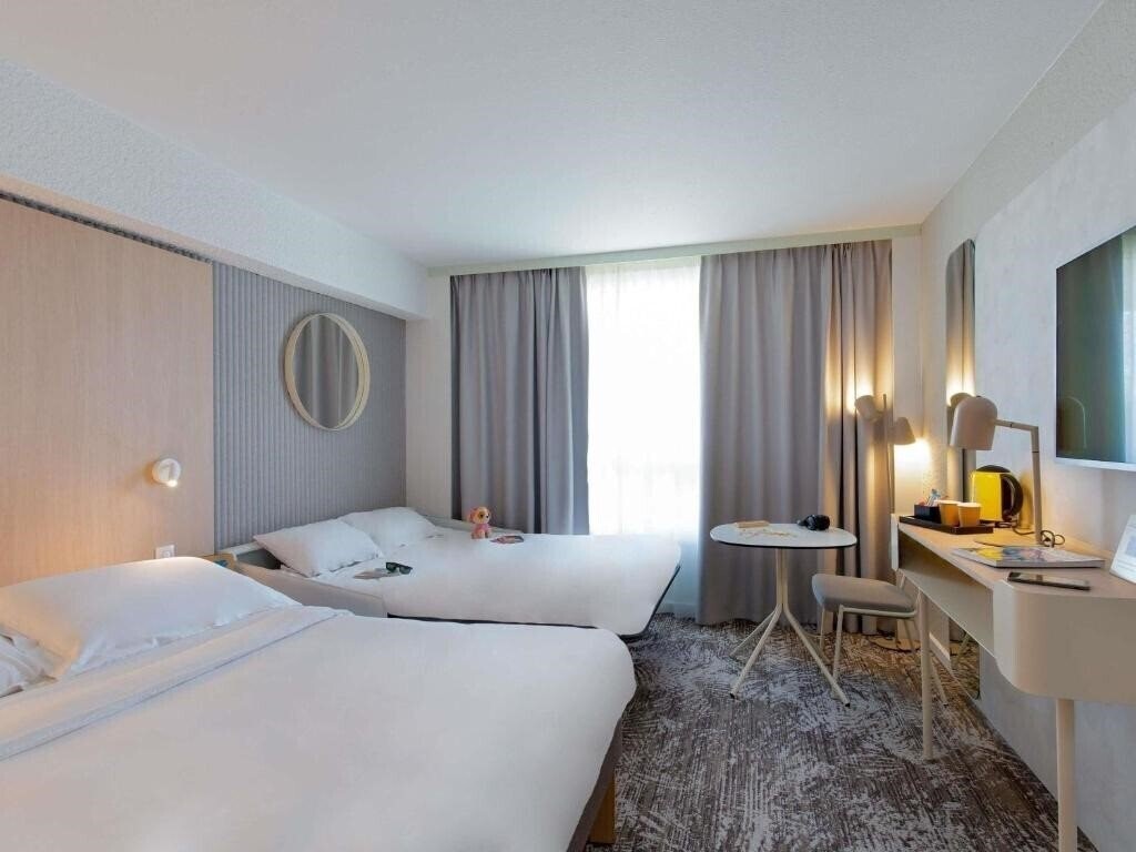 Картинка Novotel Aix-En-Provence Pont-De-L'Arc 4*