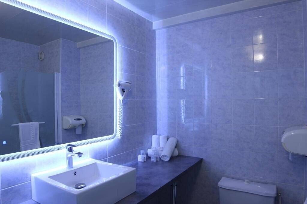 Территория The Originals City, Hotel Villancourt, Grenoble Sud 3*