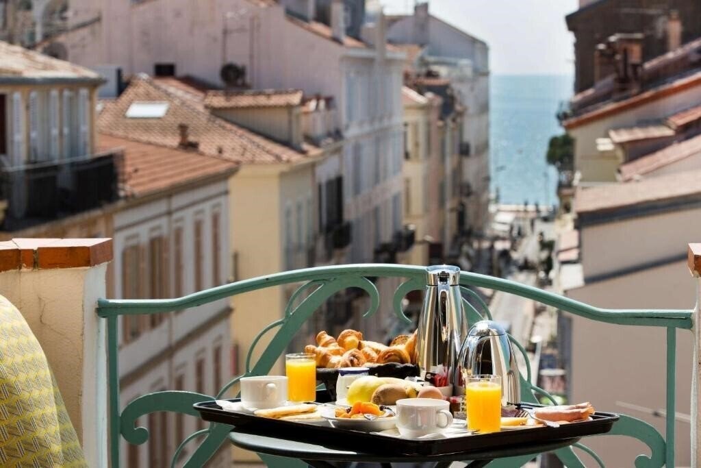Територія Hotel BW Premier Le Mondial 4*