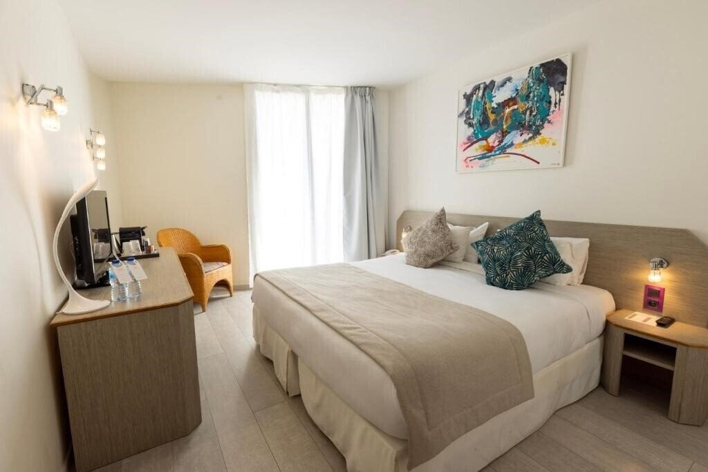 Картинка Hotel Cristal 4*