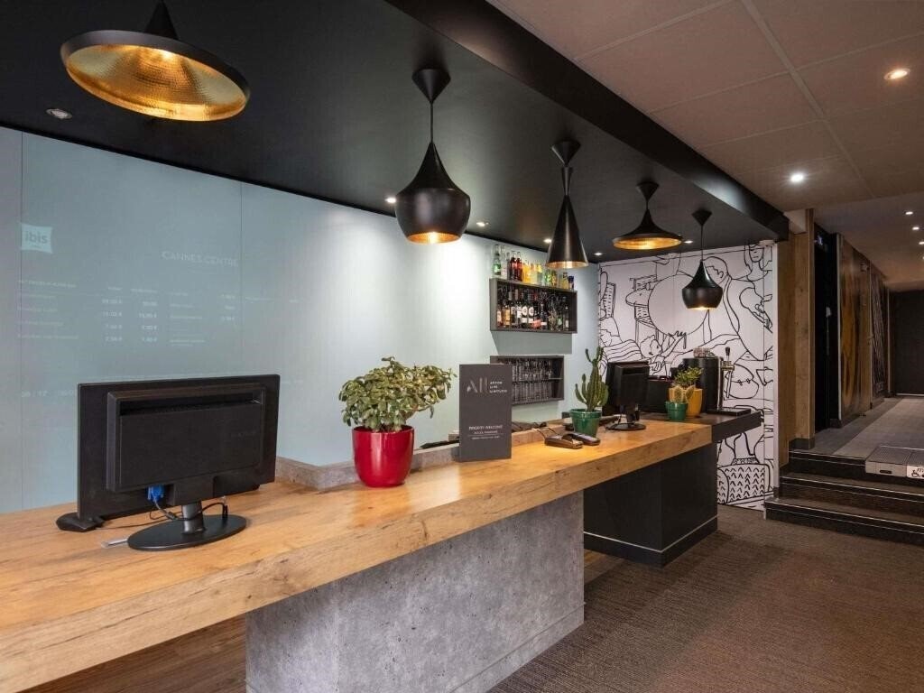 Фото Ibis Cannes Centre 3*