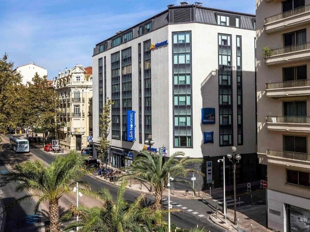 Картинка Novotel Suites Cannes Centre 4*
