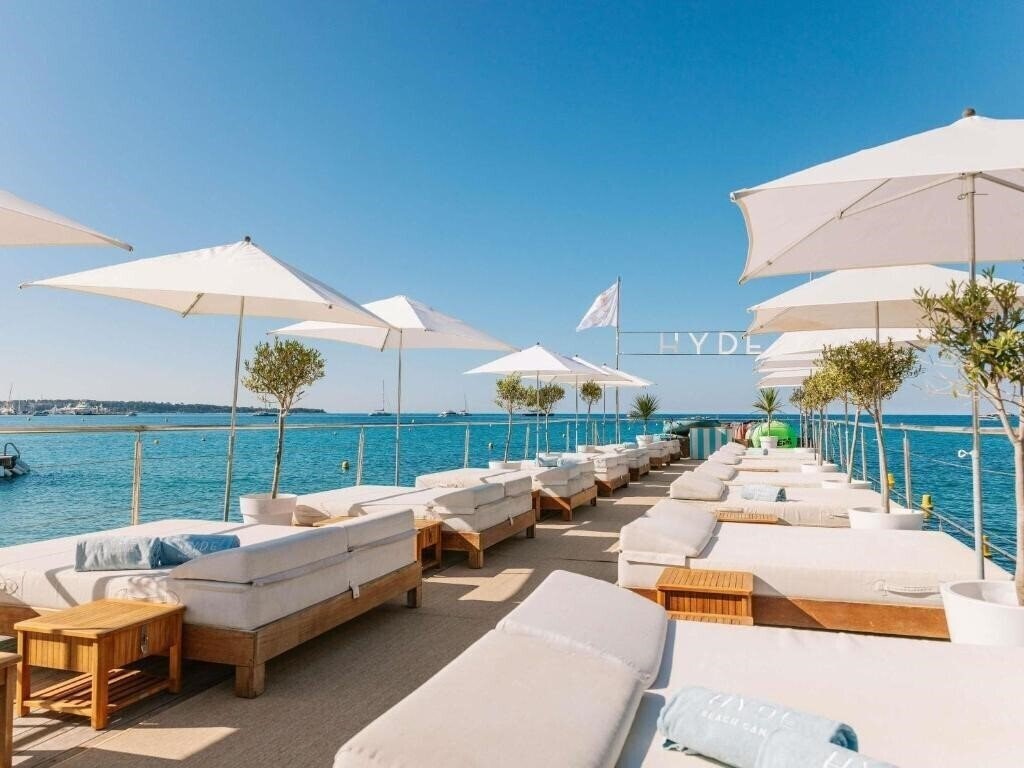 Готель Mondrian Cannes (ex. Grand Hotel Cannes) 5*
