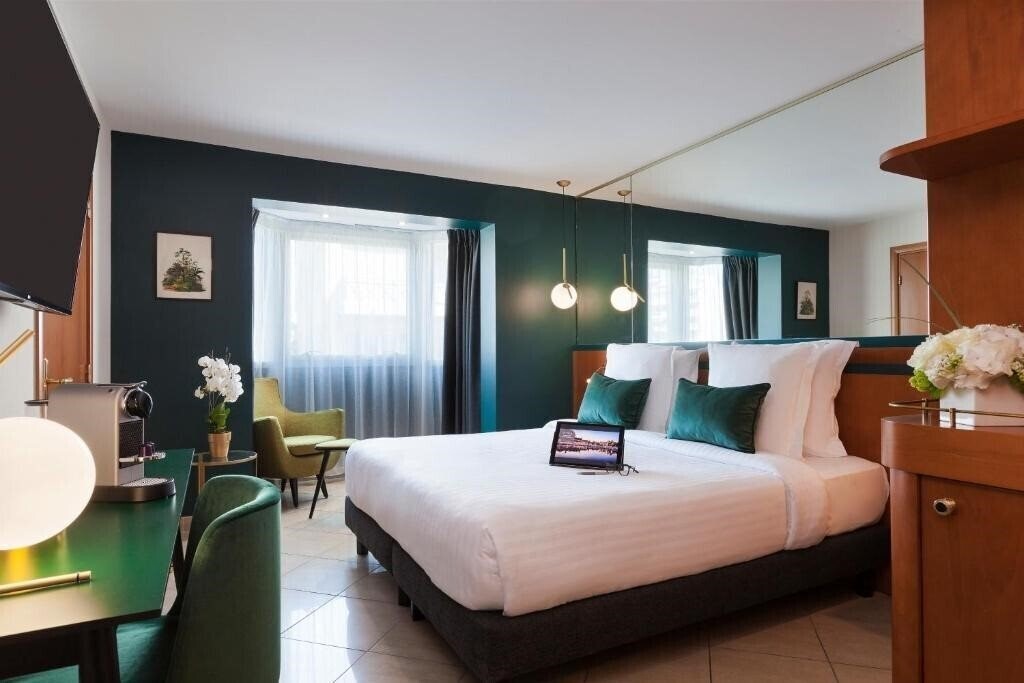 Вид Neho Suites Cannes Croisette 4*
