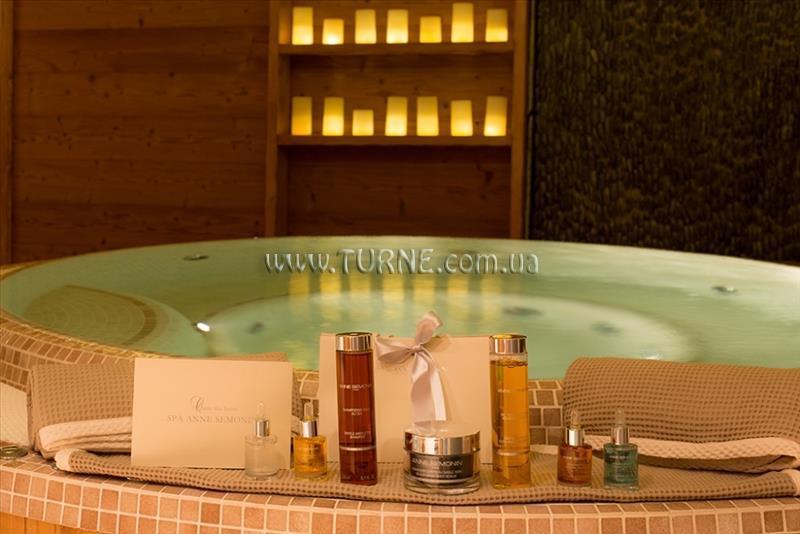 Территория Hotel De La Loze 3*