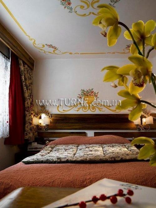 Отель La Loze 3*