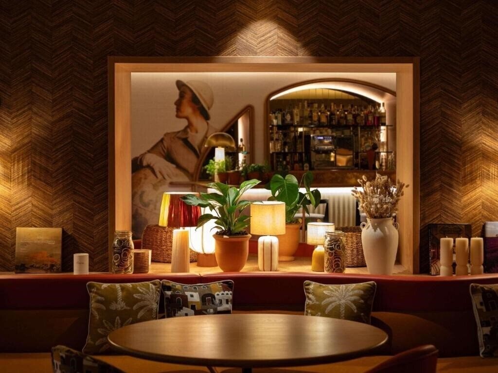 Изображение Grand Hotel Beauvau Marseille Vieux-Port 4*