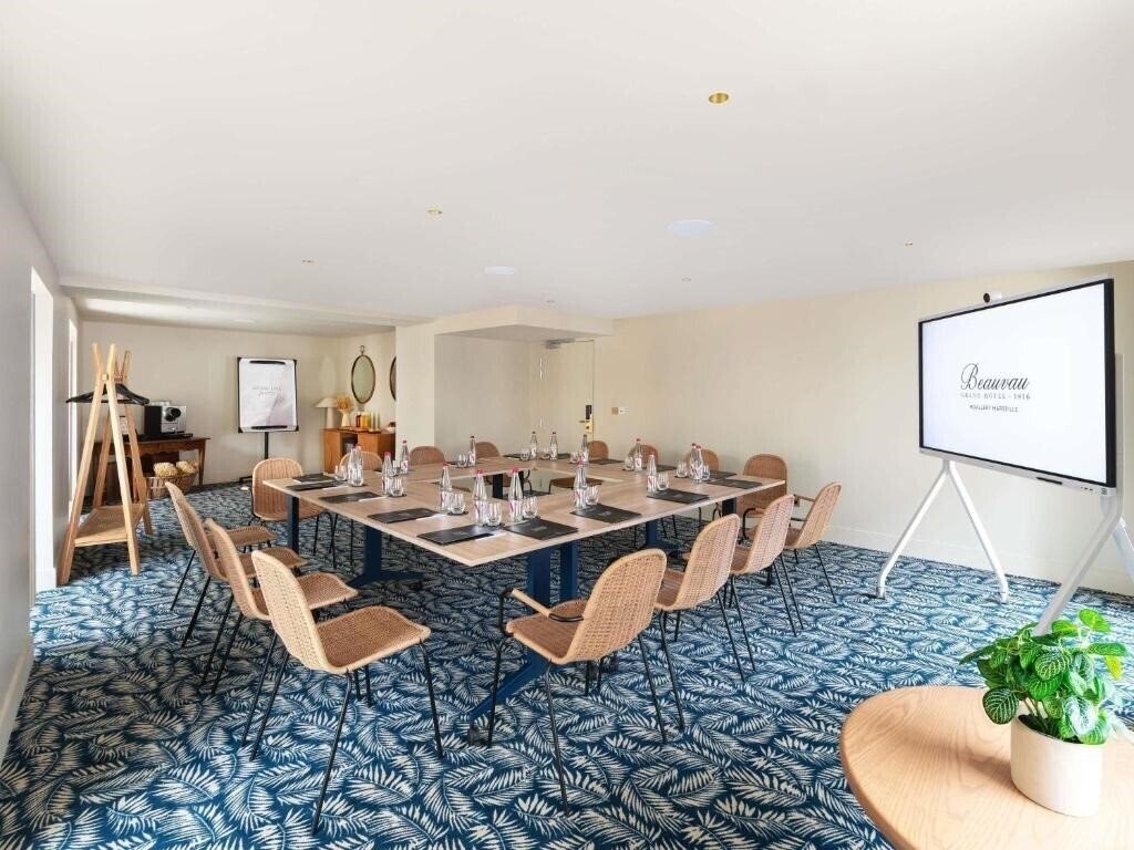 Картинка Grand Hotel Beauvau Marseille Vieux-Port 4*