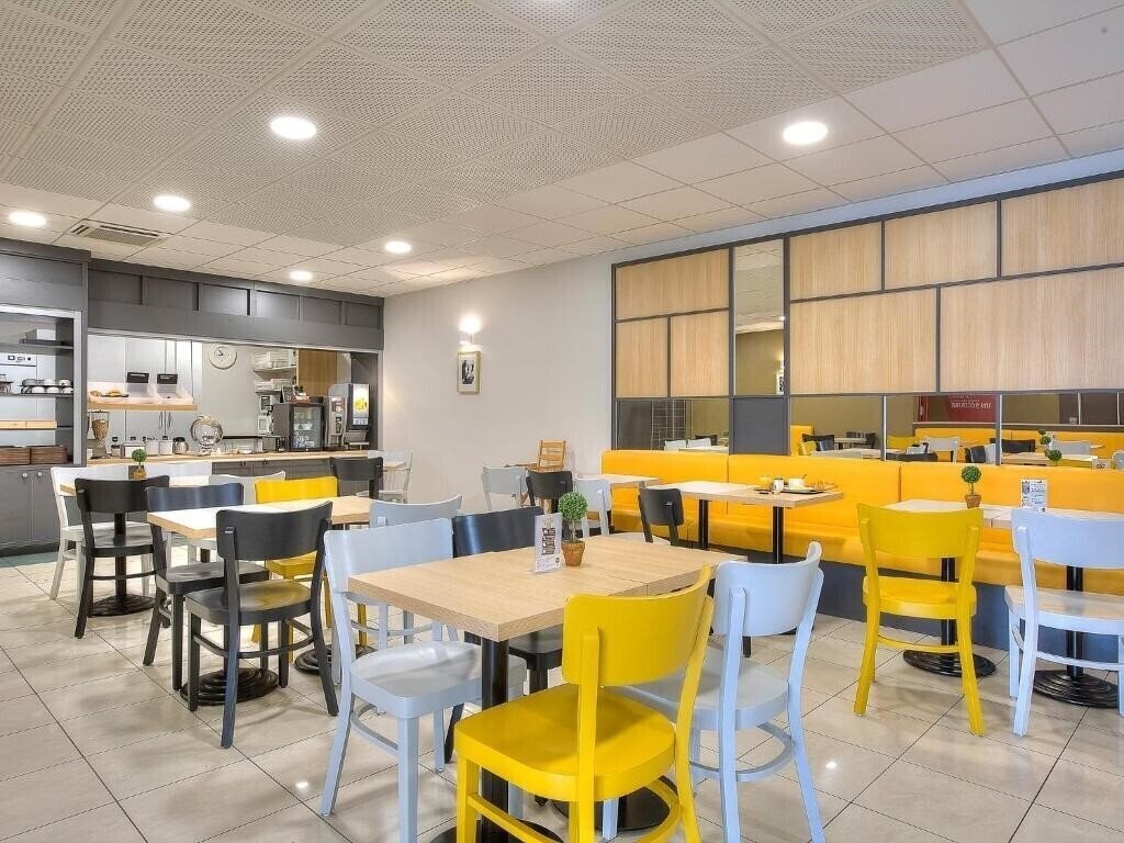Зображення B&B Hotel Villeneuve Loubet Village 2*