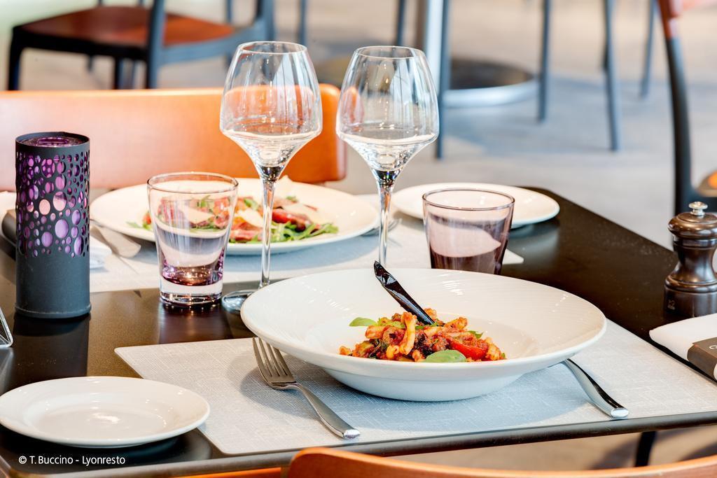 Апартаменты Hotel Lyon-Ouest 3*