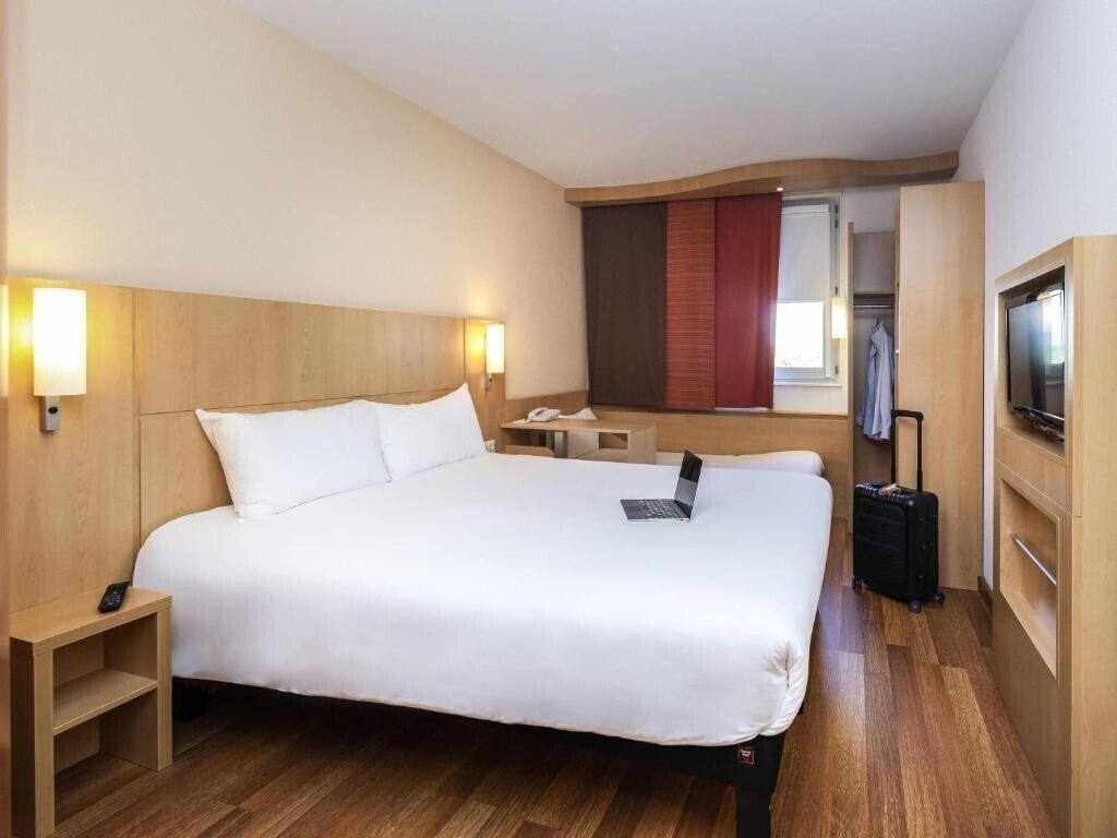 Вид Ibis Lyon Est Chaponnay 3*