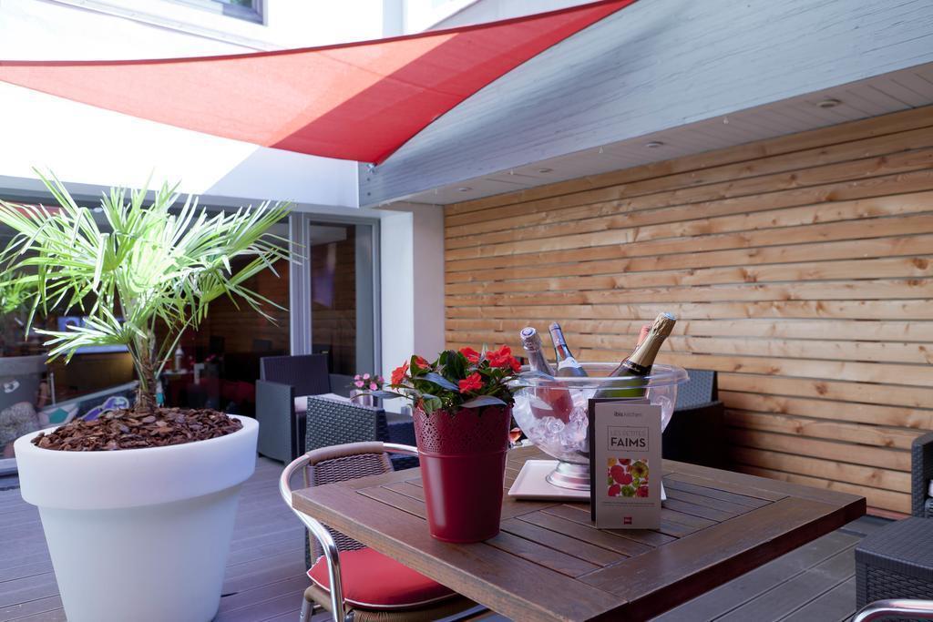 Территория Ibis Lyon Gare Part-Dieu 3*