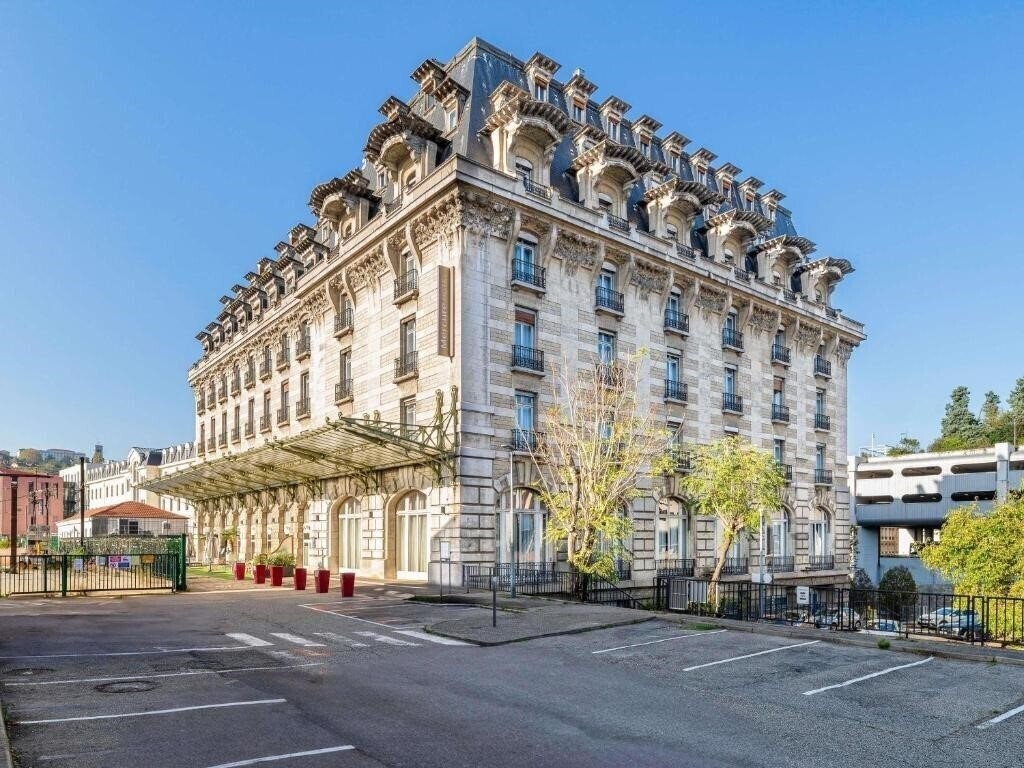 Отель Mercure Lyon Centre Chateau Perrache 4*