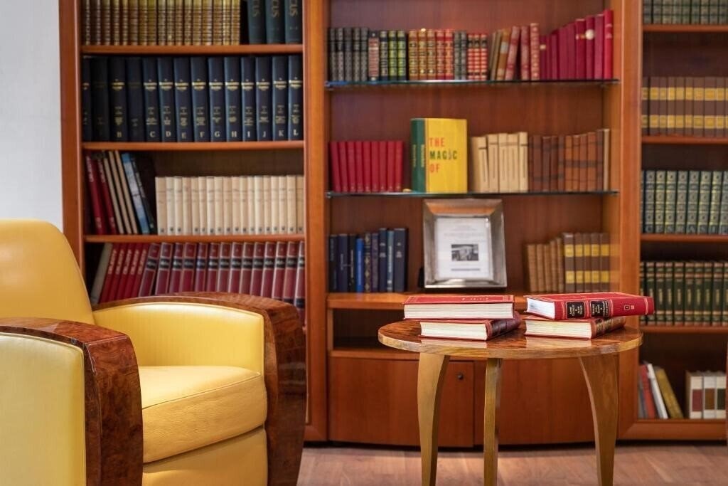 Вид Hotel Charlemagne by HappyCulture 4*