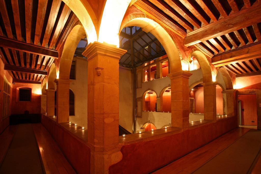 Зображення Cour Des Loges 5*