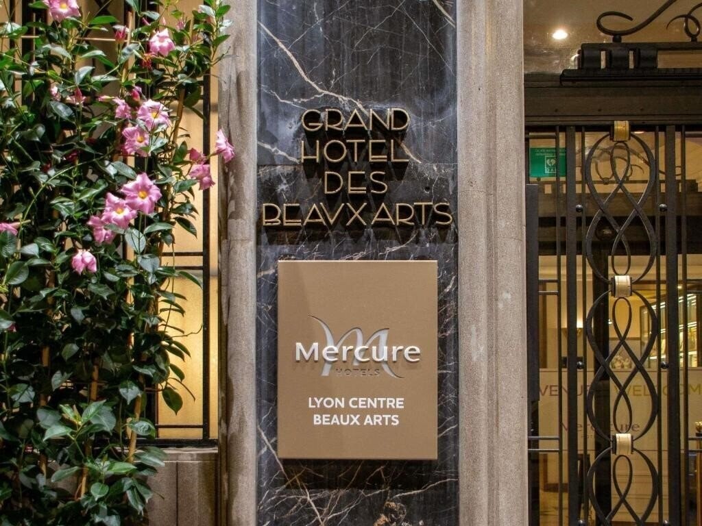 Фото Mercure Lyon Centre Beaux Arts 4*