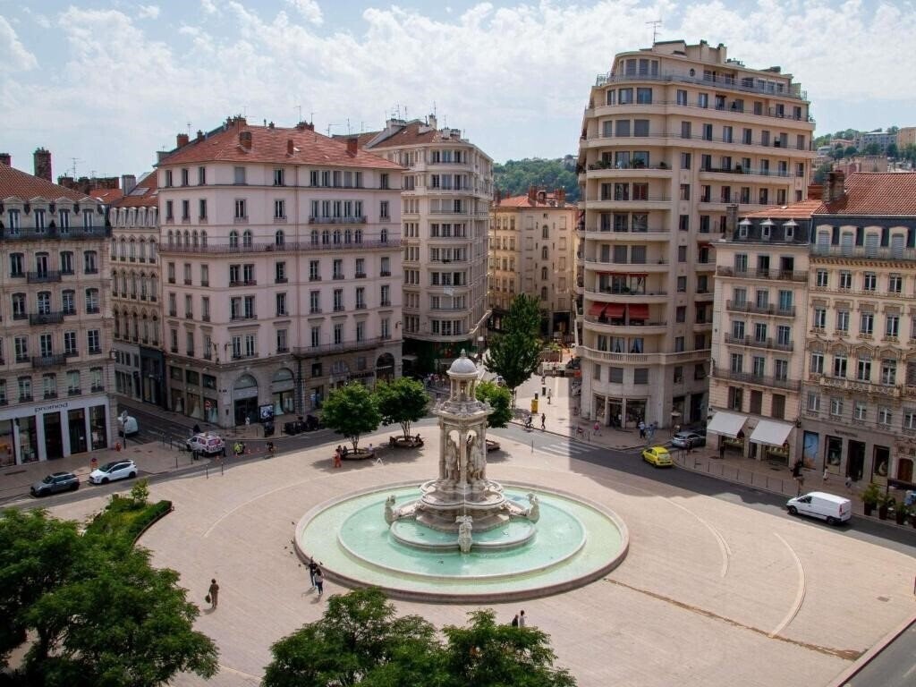 Изображение Mercure Lyon Centre Beaux Arts 4*