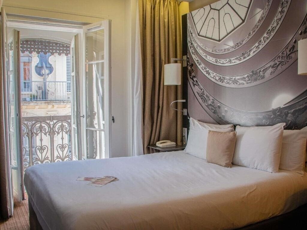 Картинка Mercure Lyon Centre Beaux Arts 4*