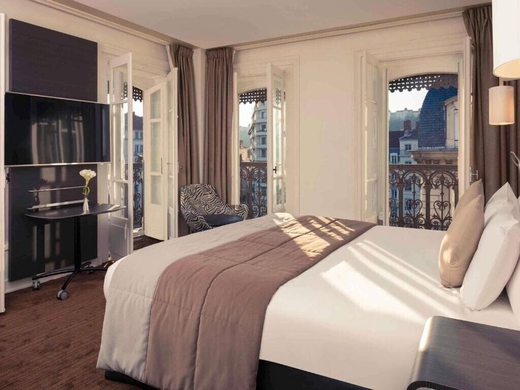 Территория Mercure Lyon Centre Beaux Arts 4*