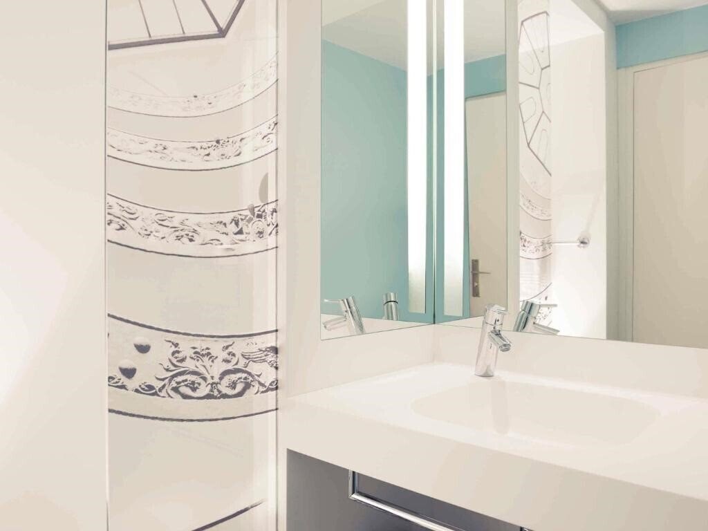 Панорама Mercure Lyon Centre Beaux Arts 4*