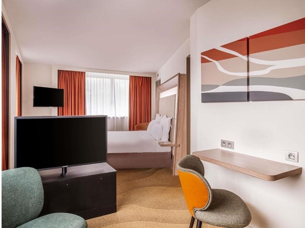 Панорама Novotel Lyon Confluence 4*