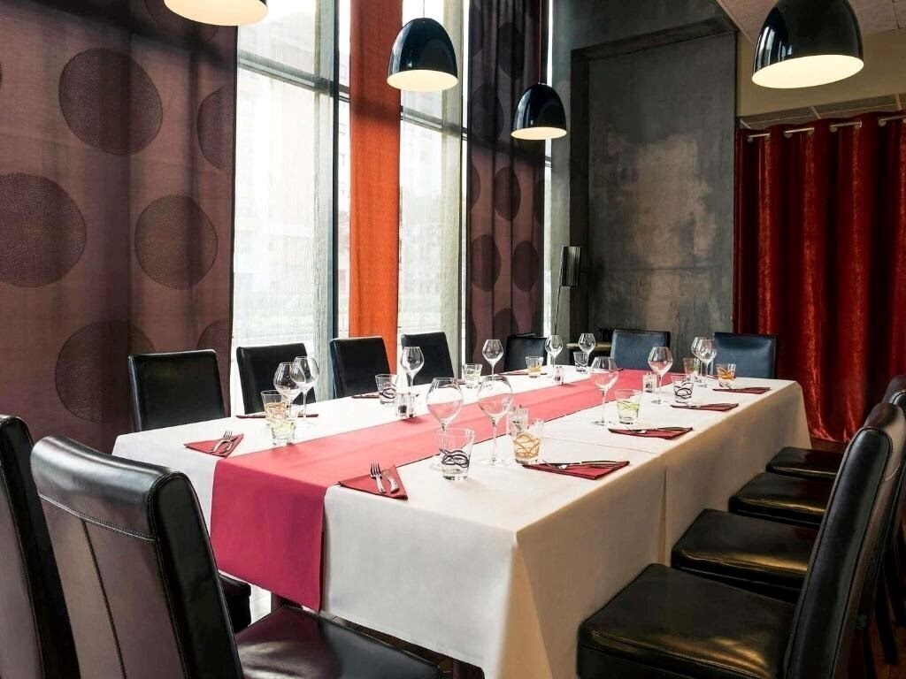 Панорама Mercure Lyon Centre Gare Part Dieu 4*