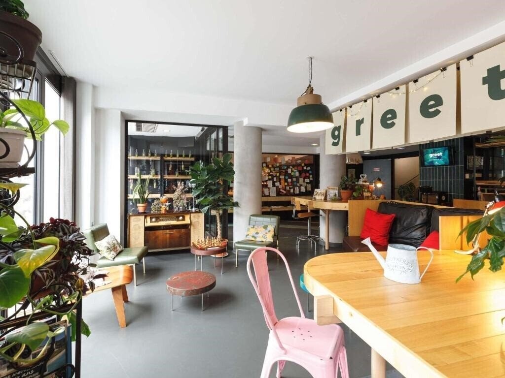 Отель Greet Hotel Lyon Confluence 3*