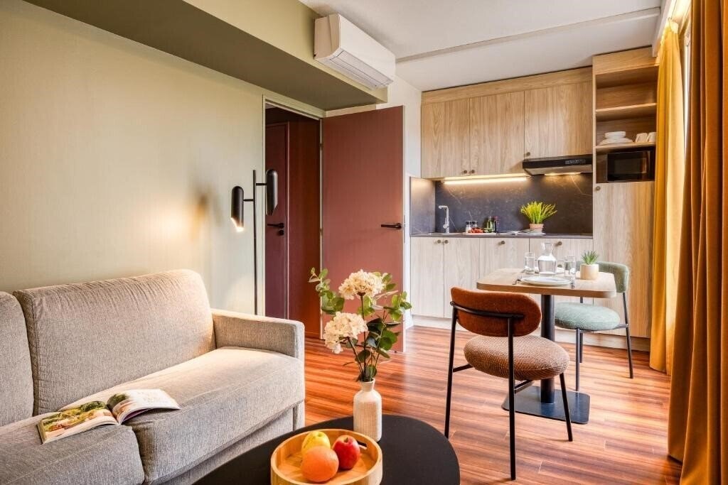Отель Citadines Part Dieu Lyon 3*
