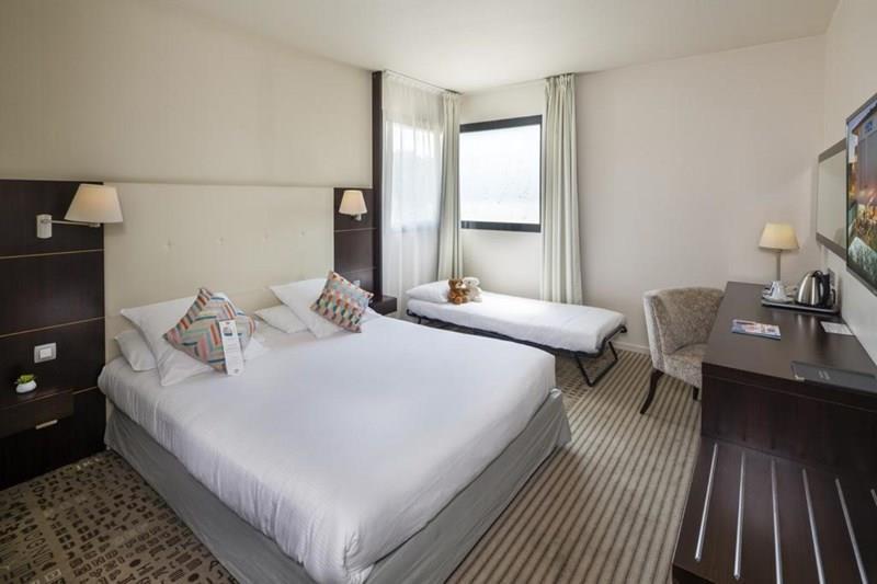 Панорама Best Western Hotel De L'Arbois 3*