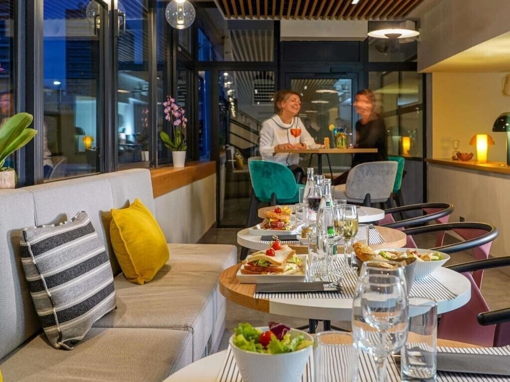 Вид Mercure Marseille Centre Prado Velodrome 4*