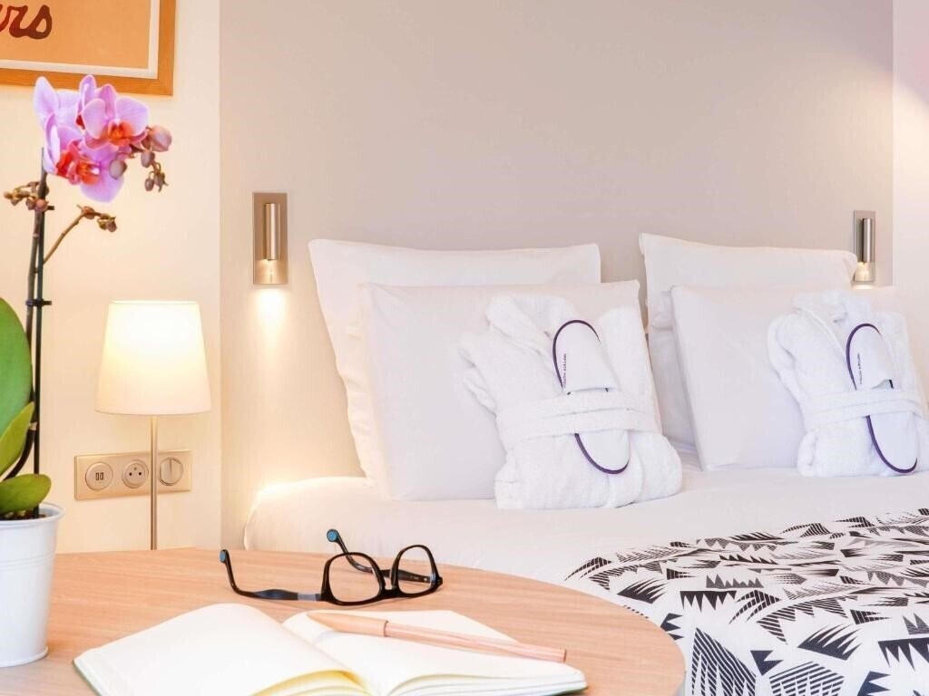 Панорама Mercure Marseille Centre Prado Velodrome 4*