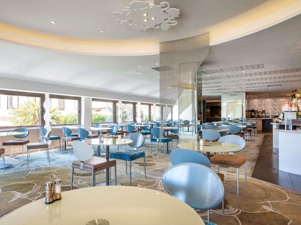 Фотография Mercure Marseille Centre Vieux Port 4*