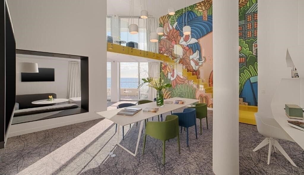 Картинка Nhow Marseille 4*