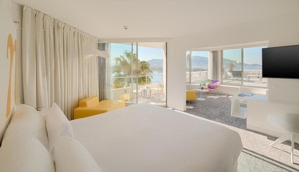 Вид Nhow Marseille 4*