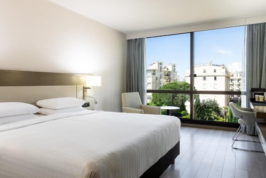 Апартаменти AC Hotel Nice 4*